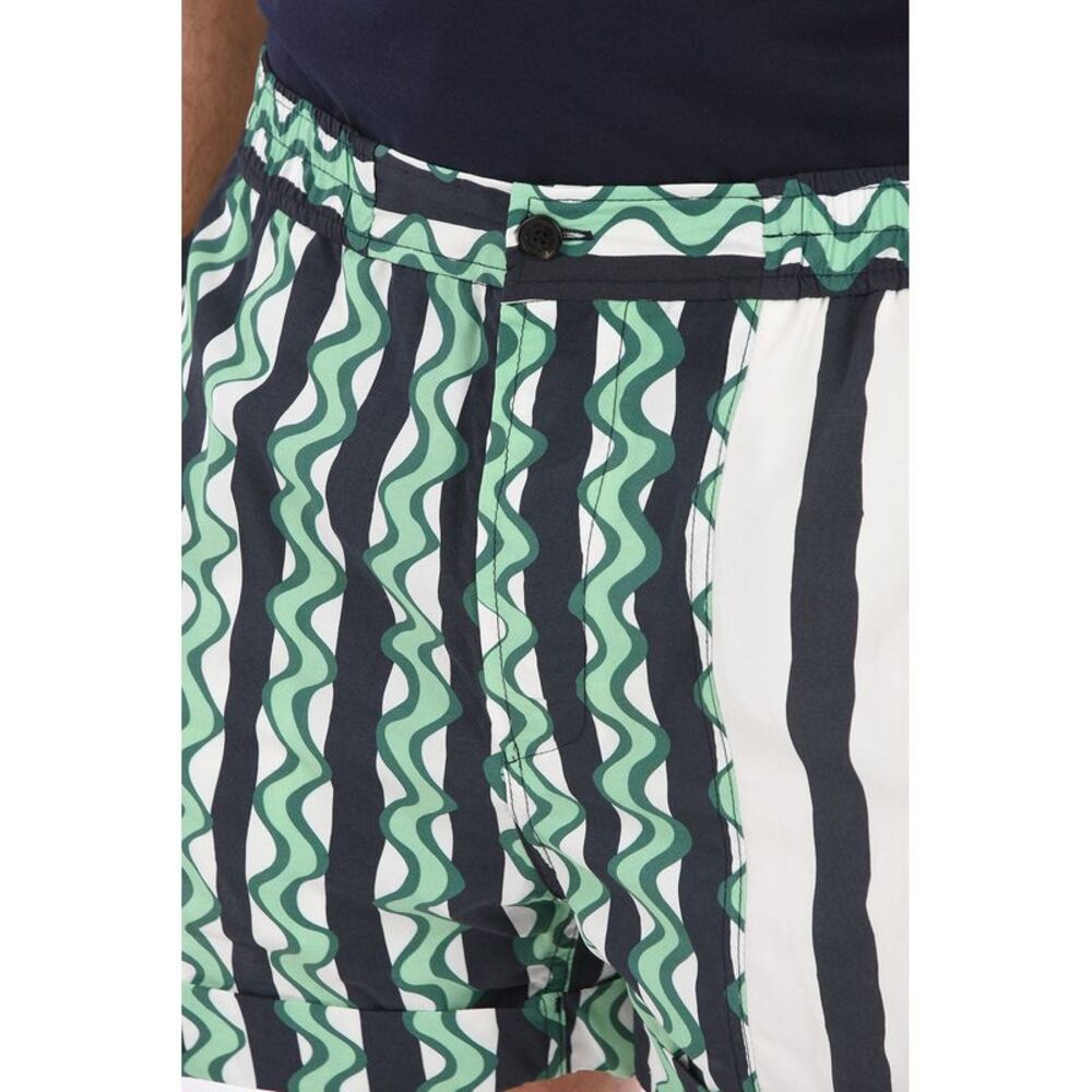 Box-Fit Shorts - Picture 4 of 5